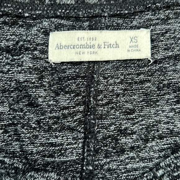 XS Marled Grey Abercrombie long sleeve tee shirt - Picture 2 of 3